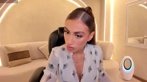 Snapshot of dannacruz_ chatting on 09-15-25, 07:03 Danna Cruz online show from 09-15-25, 07:03