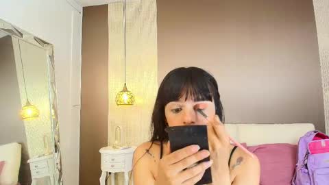 Snapshot of dannadoll69 chatting on 10-14-25, 01:56 Dannamunoz130 online show from 10-14-25, 01:56