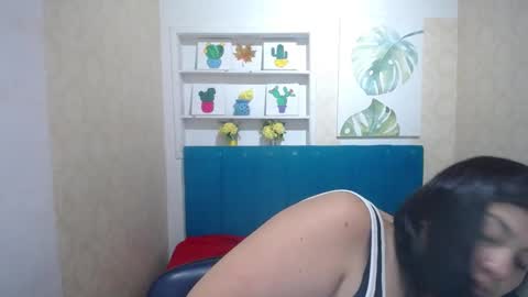 Danna Garza online show from 01-11-25, 04:38