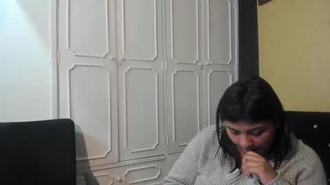 Danna Garza online show from 02-04-25, 04:15