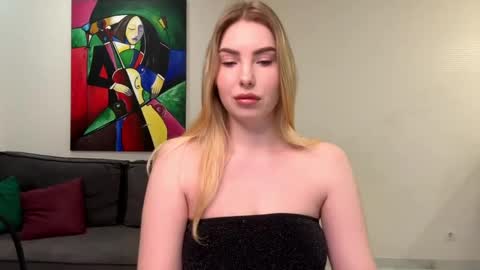 Snapshot of dannamissss chatting on 12-27-24, 07:03 dannamissss online show from 12-27-24, 07:03