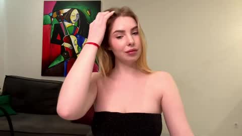 Snapshot of dannamissss chatting on 12-27-24, 10:26 dannamissss online show from 12-27-24, 10:26