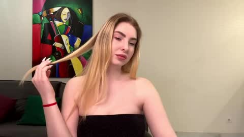 Snapshot of dannamissss chatting on 01-20-25, 05:16 dannamissss online show from 01-20-25, 05:16