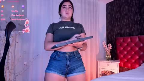 Danna online show from 02-20-25, 03:19