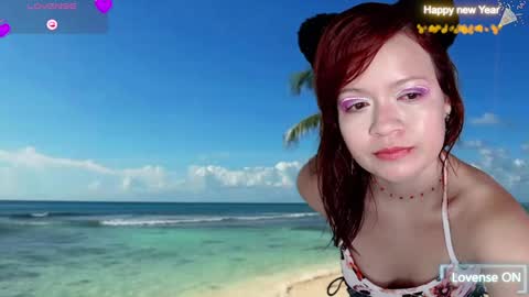 Snapshot of dannatiny chatting on 01-09-25, 09:48 Danna online show from 01-09-25, 09:48