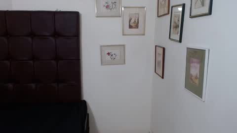 Danna online show from 01-28-25, 05:46