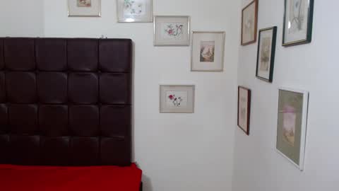 Danna online show from 02-26-25, 06:11