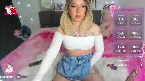 Snapshot of dannia_13 chatting on 01-09-26, 02:03 dannia_13 online show from 01-09-26, 02:03