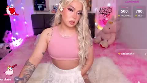 Snapshot of dannia_13 chatting on 07-19-26, 01:37 dannia_13 online show from 07-19-26, 01:37