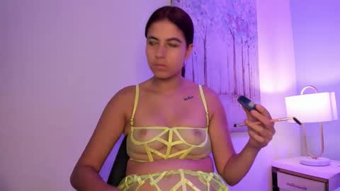 danniakross online show from 12-04-25, 07:00