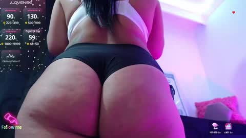 Snapshot of danniela_james chatting on 03-06-25, 06:37 danna online show from 03-06-25, 06:37