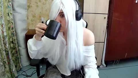 HilmarZ online show from 10-22-25, 06:07