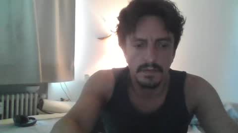 Snapshot of dannnnyyy89 chatting on 06-17-26, 02:40 Dany online show from 06-17-26, 02:40