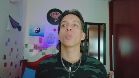 phantom555 online show from 04-07-26, 09:48