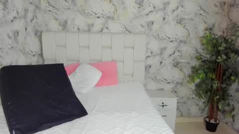 Snapshot of danny_fernandez chatting on 11-17-25, 05:35 danny_fernandez online show from 11-17-25, 05:35