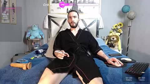 Snapshot of danny_hot_fun chatting on 12-19-25, 04:30 Danny and Alex online show from 12-19-25, 04:30