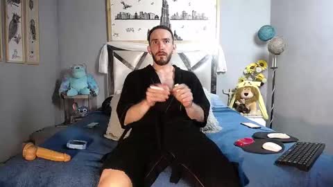 Snapshot of danny_hot_fun chatting on 01-08-26, 06:05 Danny and Alex online show from 01-08-26, 06:05