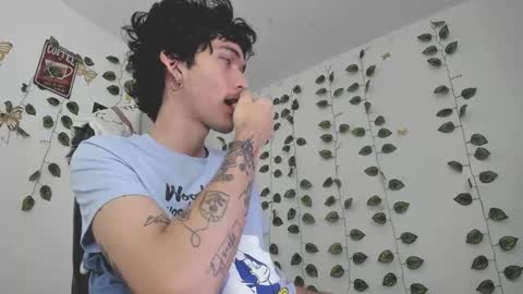 Snapshot of danny_phantom_09 chatting on 11-21-25, 04:22 danny_phantom_09 online show from 11-21-25, 04:22