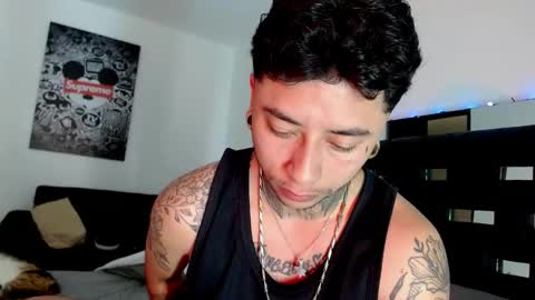 Snapshot of danny_stark chatting on 02-04-25, 04:18 Danny online show from 02-04-25, 04:18