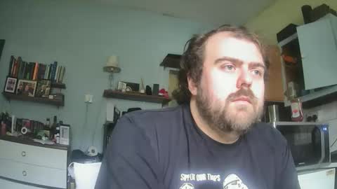 Snapshot of dannyb0y95 chatting on 11-15-25, 11:18 Danny online show from 11-15-25, 11:18