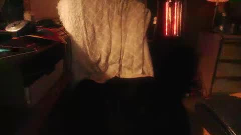 Danielle online show from 03-19-26, 03:27