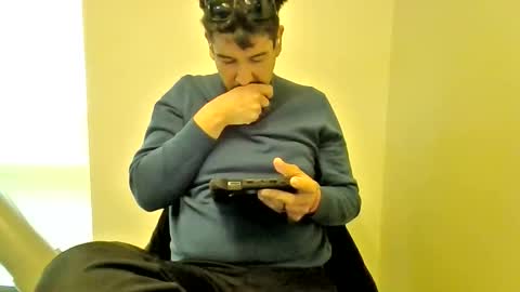 Snapshot of dannychorizo707 chatting on 02-11-26, 06:35 dannychorizo707 online show from 02-11-26, 06:35