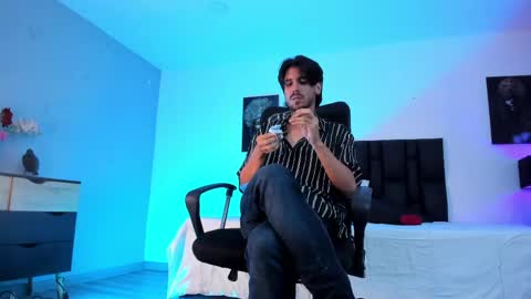 dannyperlaza online show from 04-21-26, 03:13