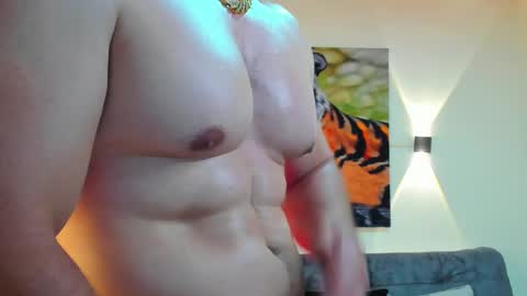 Snapshot of dante_adamss chatting on 02-20-25, 03:01 DANTE online show from 02-20-25, 03:01