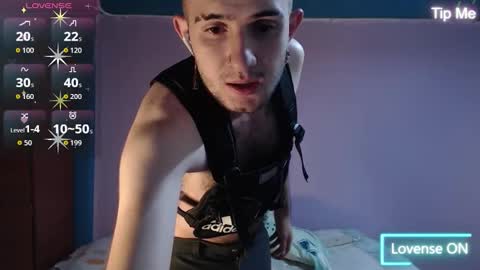 Snapshot of dante_bear chatting on 10-18-25, 02:36 dante_bear online show from 10-18-25, 02:36