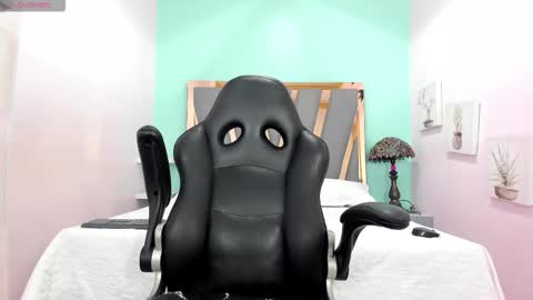 Snapshot of dante_bieber chatting on 10-31-25, 03:02 dante online show from 10-31-25, 03:02