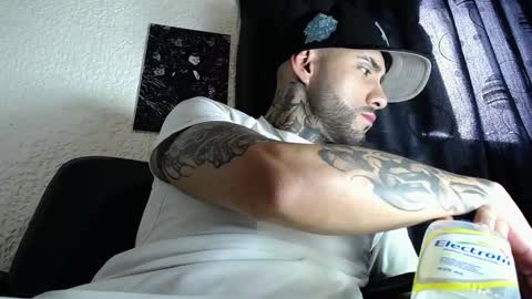 dante_d_angelo_ online show from 10-19-25, 07:25