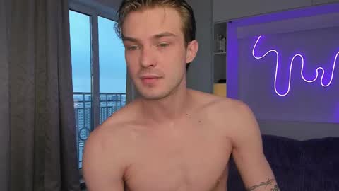 Dante and Ray online show from 11-19-25, 01:11