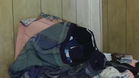 dantehot82 online show from 01-03-25, 09:05