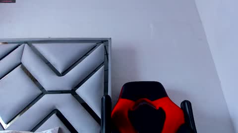 Dante online show from 10-27-25, 04:55