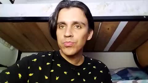 Snapshot of danylano chatting on 11-26-25, 09:16 Daniel online show from 11-26-25, 09:16