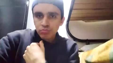 Snapshot of danylano chatting on 12-21-25, 08:27 Daniel online show from 12-21-25, 08:27