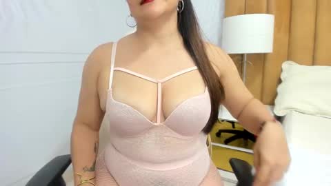 Daphne online show from 03-01-25, 05:42