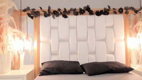 daphne_and_roger online show from 11-29-25, 10:51