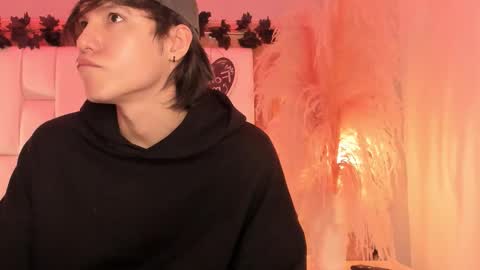 daphne_and_roger online show from 03-16-26, 11:14