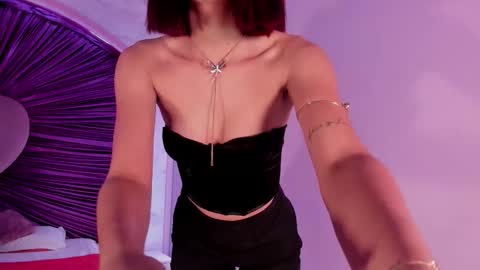 Snapshot of daphne_courtis chatting on 11-30-25, 03:10 Daphne online show from 11-30-25, 03:10