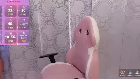 Daphne  online show from 12-20-24, 09:39