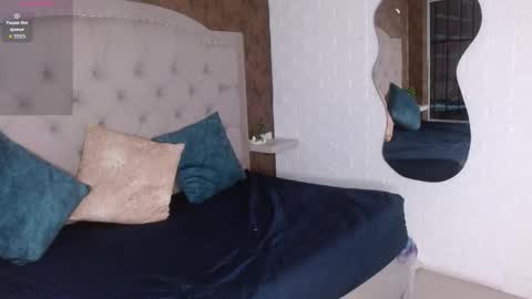 daphne_walton online show from 11-19-25, 10:48