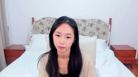 Snapshot of daphnedawn chatting on 04-11-26, 01:54 Dawn online show from 04-11-26, 01:54