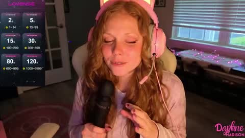 Daphne Madison online show from 05-22-26, 11:54