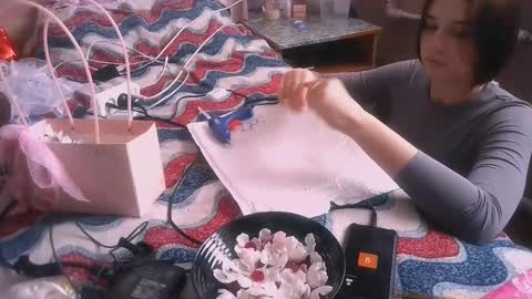 Emilia online show from 02-18-26, 11:28