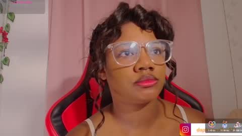 Snapshot of daphnewalker__ chatting on 02-01-26, 11:53 Daphne online show from 02-01-26, 11:53