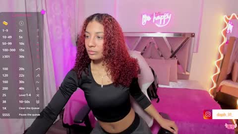 Snapshot of daphnne_tay chatting on 03-07-25, 03:19 dhapnne online show from 03-07-25, 03:19