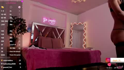 Snapshot of daphnne_tay chatting on 03-12-25, 06:07 dhapnne online show from 03-12-25, 06:07