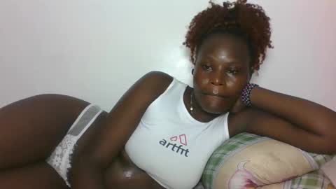 ESTHER online show from 12-17-25, 07:53