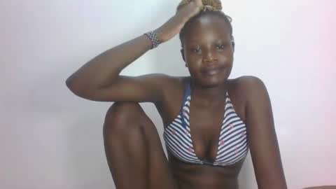 Snapshot of darberry21 chatting on 06-02-26, 04:36 ESTHER online show from 06-02-26, 04:36